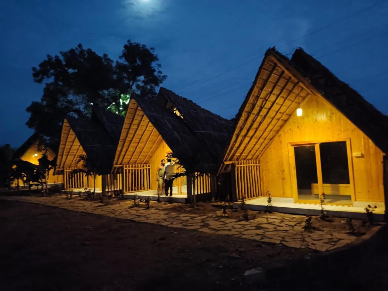 Hill Stone View Hampi Hotel Exterior photo